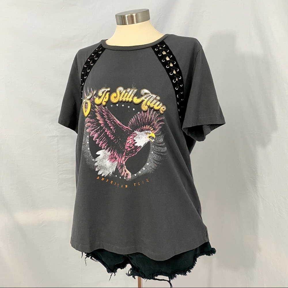 F21 PLUS+ Rocker T-Shirt - Picture 3 of 6